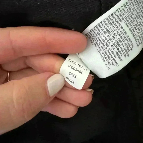 Athleta Retroterry V-Neck Sweatshirt Tee Vest - Picture 9 of 9